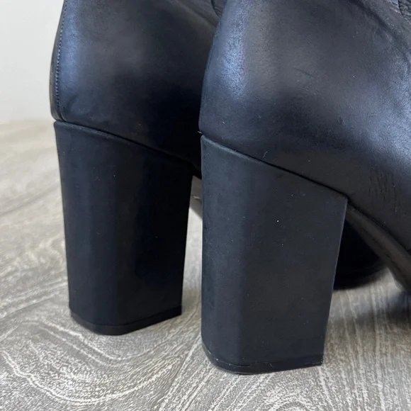 Lucky Brand 🍀 Black Heeled Boots, Sz 8.5 - Picture 5 of 10